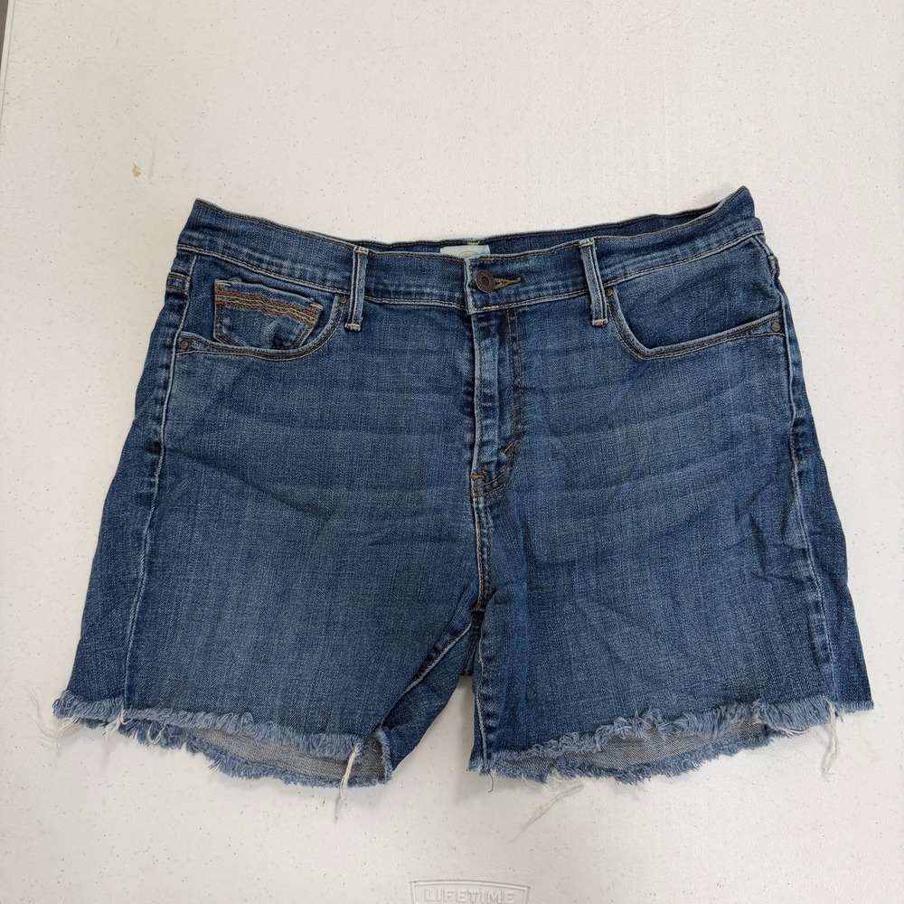 Levis 515 Capri Denim Shorts Womens 12 Medium Wash Blue Raw Hem Cut Off 5889